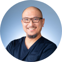 金岡祐司　医師